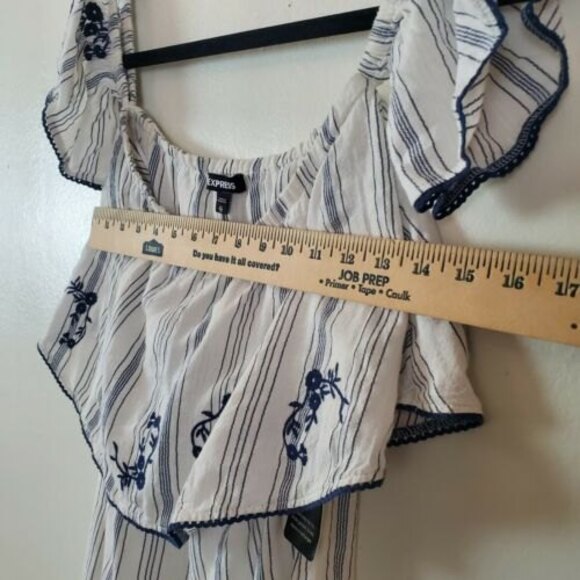 Express Top XS White Striped Floral Embroidered Boho Tunic Coastal Beach Casual - Picture 8 of 9